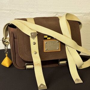 Louis Vuitton Antigua Besace PM